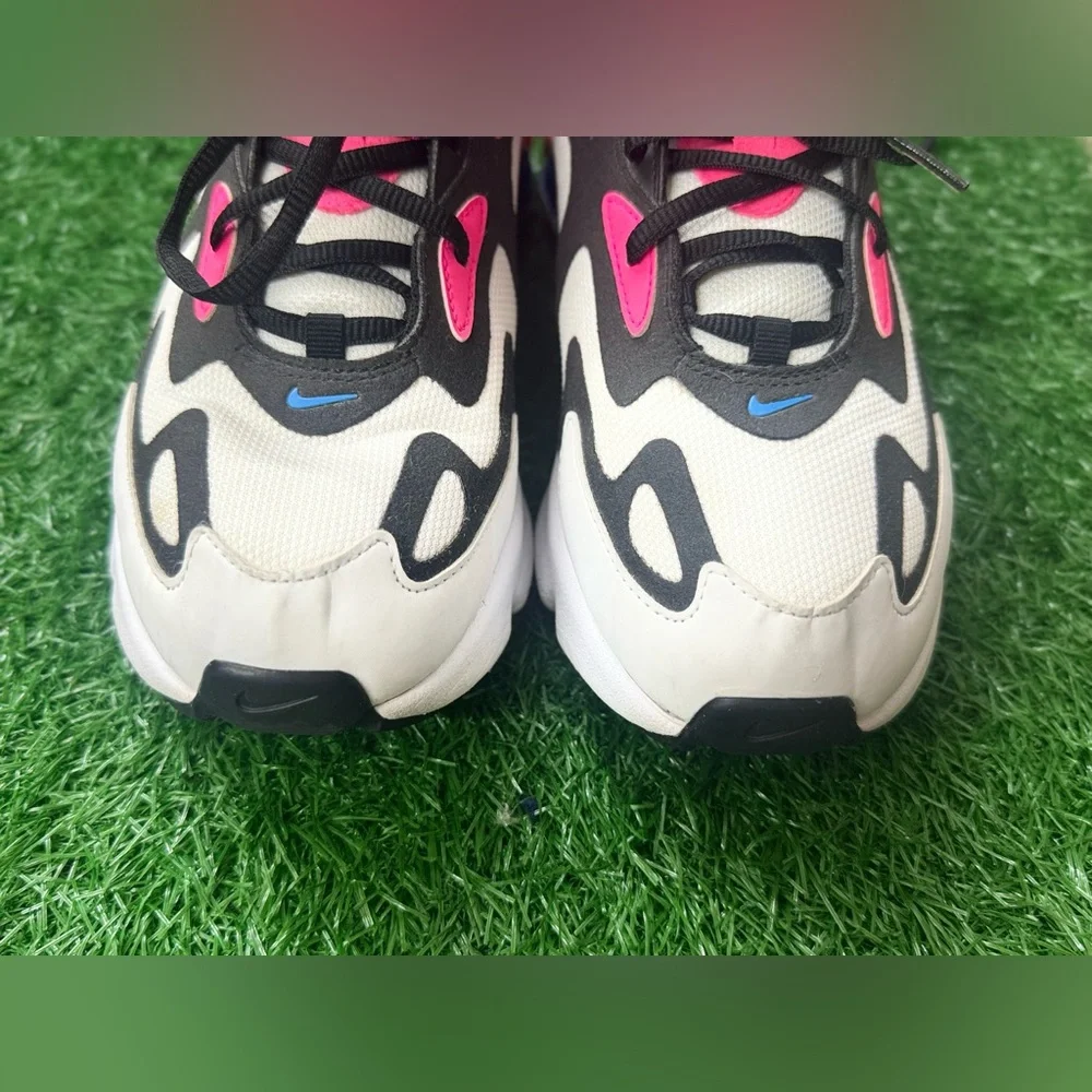 Nike Air Max 200 White Hyper Pink Black (GS) Size 7Y‎